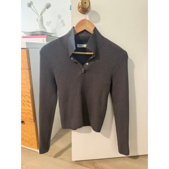 Zara Sweaters - Zara Ribbed Collared Knit Top ✨